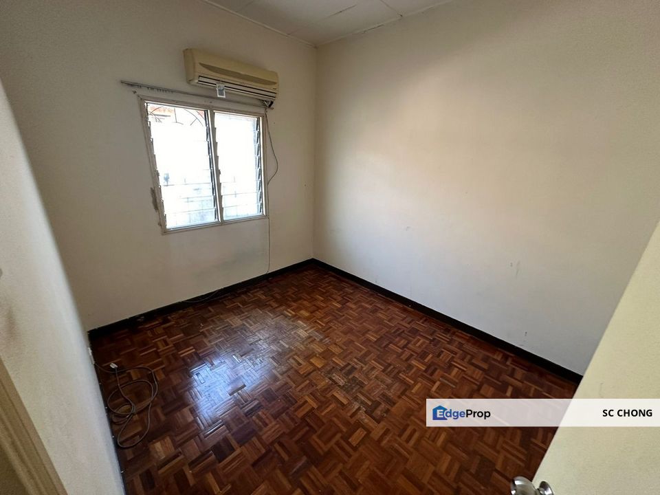 Taman Megah Emas Petaling Jaya 2 Storey Link House for SALE, Selangor, SS2