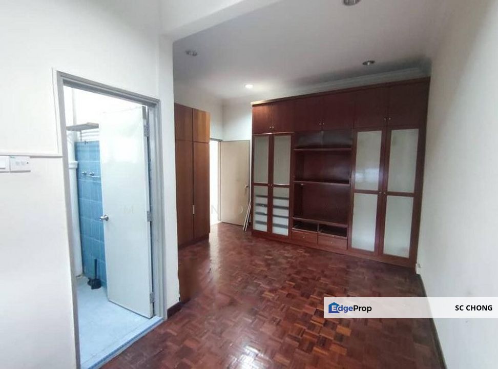 Section 19 Petaling Jaya 2 Storey House for SALE, Selangor, Petaling Jaya