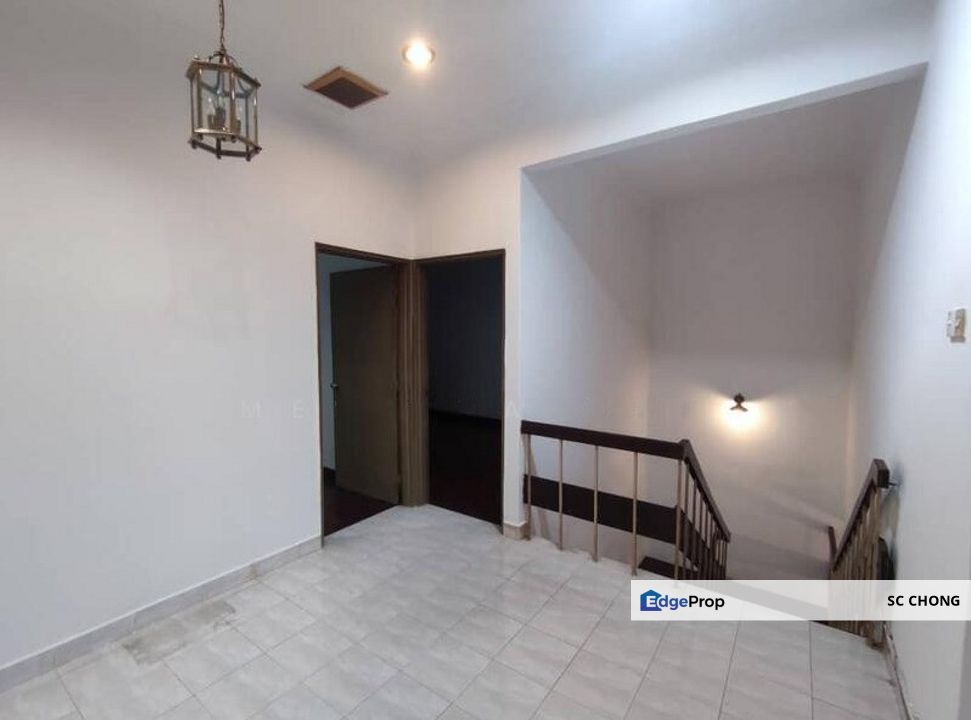 Section 19 Petaling Jaya 2 Storey House for SALE, Selangor, Petaling Jaya