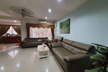 SUBANG SS18 Double Storey Renovated 
