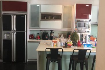 USJ Heights 2.5 Storey, Corner Lot 