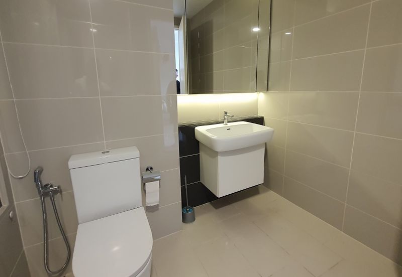 Pandora @ Tropicana Metropark