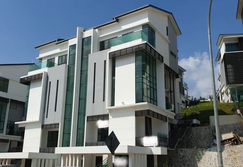Kingsley Hills @ Putra Heights