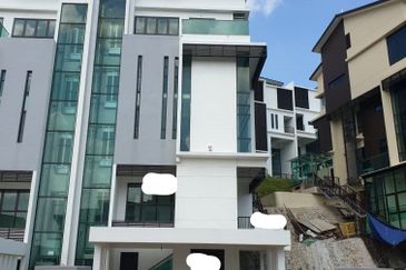 Kingsley Hills @ Putra Heights