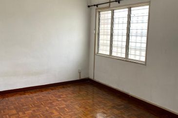 Jalan Putra Indah 9/10