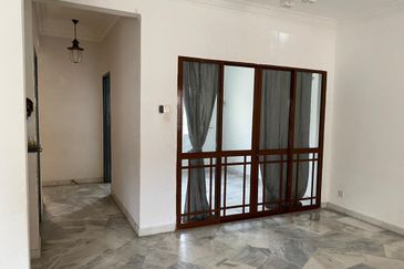 Jalan Putra Indah 9/10