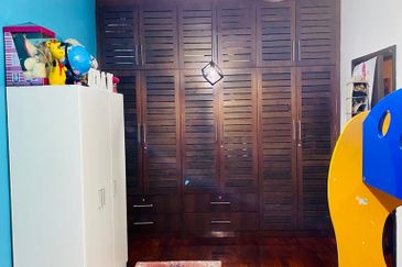 Changkat Kiara Surya