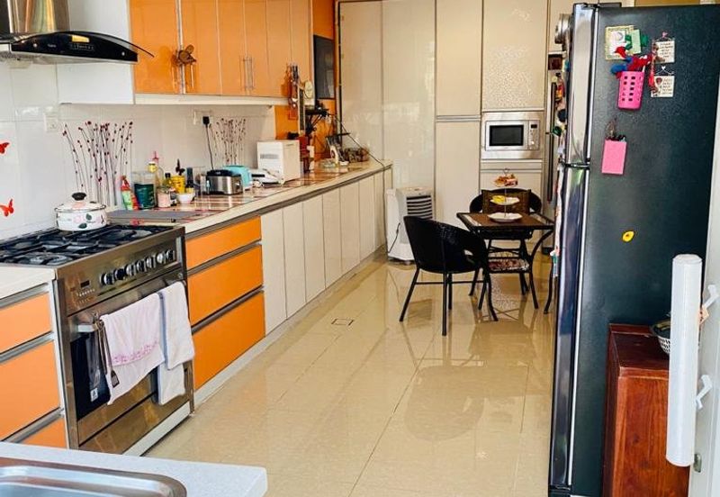 Changkat Kiara Surya