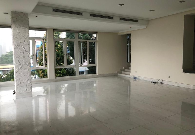 Bukit Pantai, Bangsar