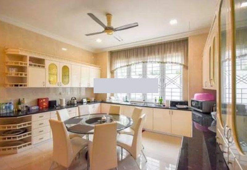 Batai, Bukit Damansara