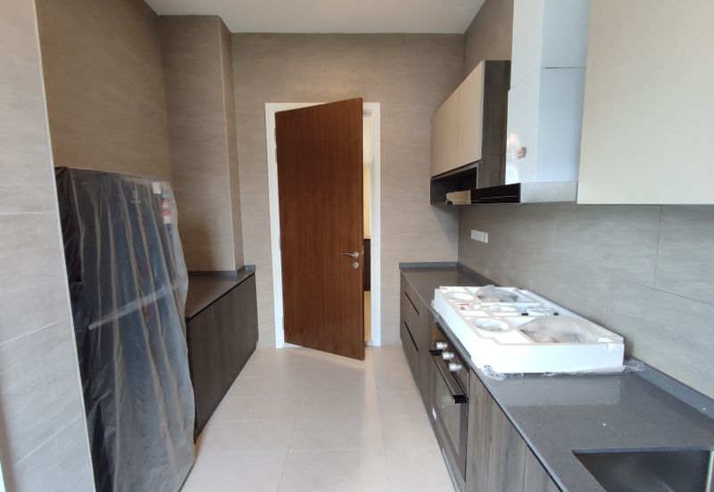 Brand New Unit @ Serene Mont Kiara, Sri Hartamas