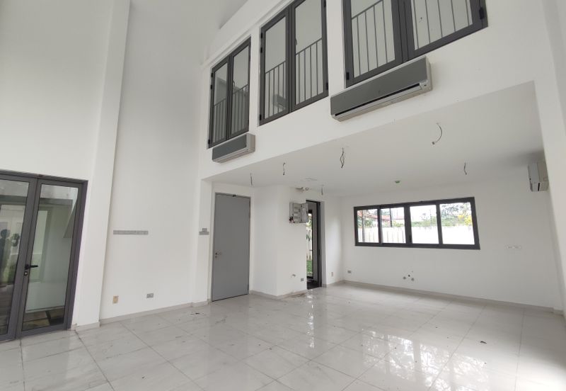 The Villa @ Serai Saujana / Villa Serai Saujana