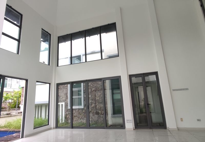 The Villa @ Serai Saujana / Villa Serai Saujana