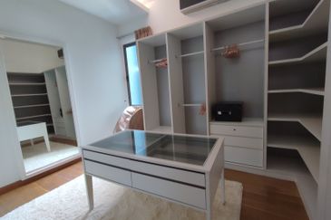 The View @ Serai Saujana