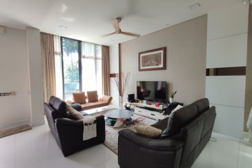 East Residence @ KLGCC