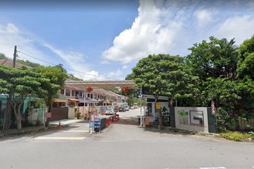 Avenue 23, Tropicana Corner Unit