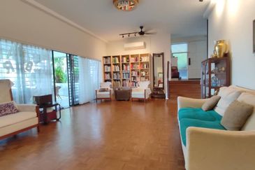 Bukit Tunku Bungalow For Sale