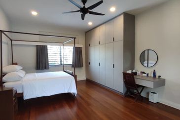 Bukit Tunku Bungalow For Sale