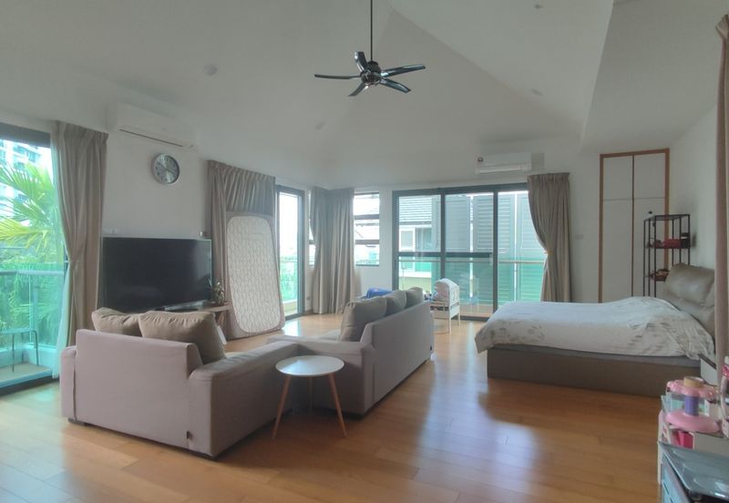 The Villa @ Serai Saujana / Villa Serai Saujana