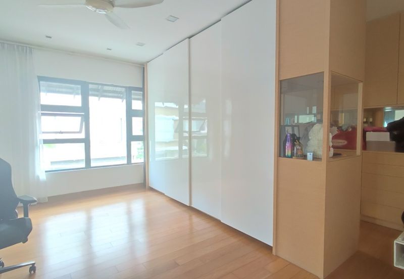 The Villa @ Serai Saujana / Villa Serai Saujana