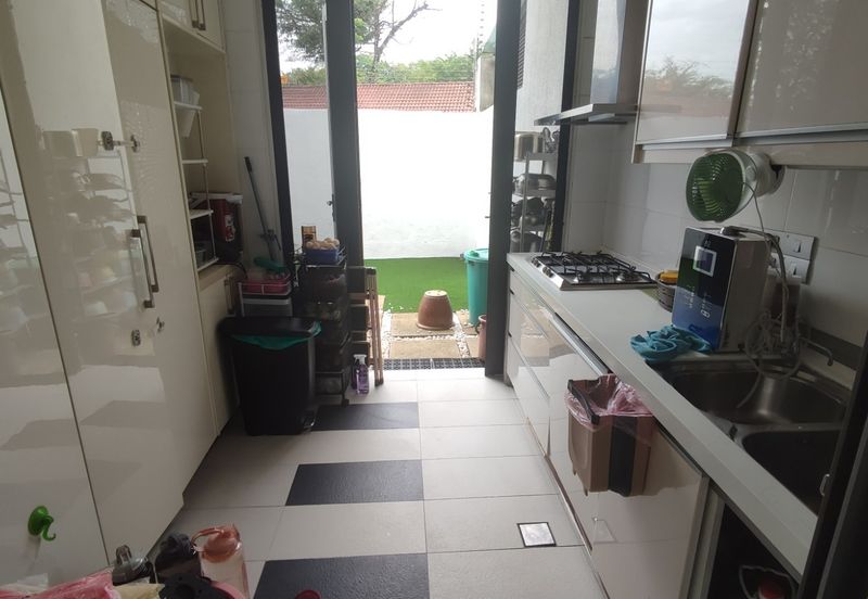 The Villa @ Serai Saujana / Villa Serai Saujana