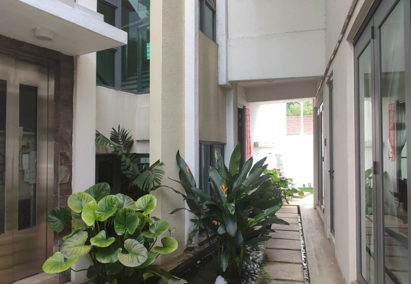 The Villa @ Serai Saujana / Villa Serai Saujana