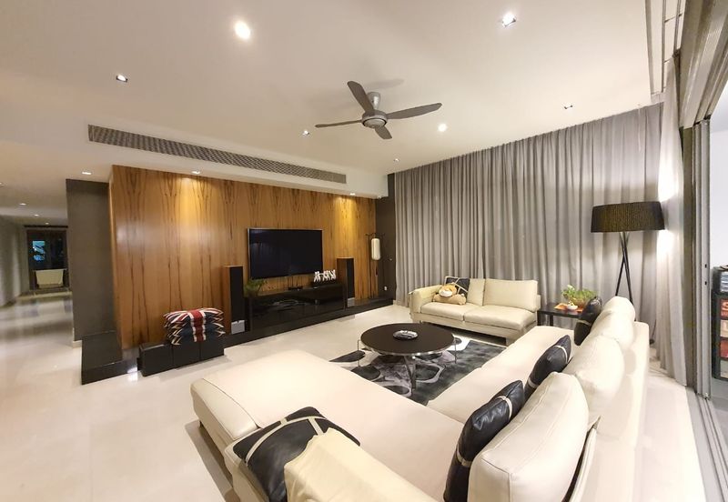 10 Mont Kiara (MK10)