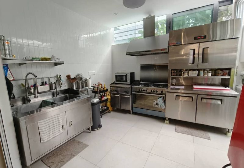 East Residence @ KLGCC