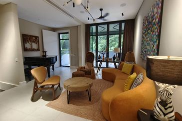 East Residence @ KLGCC