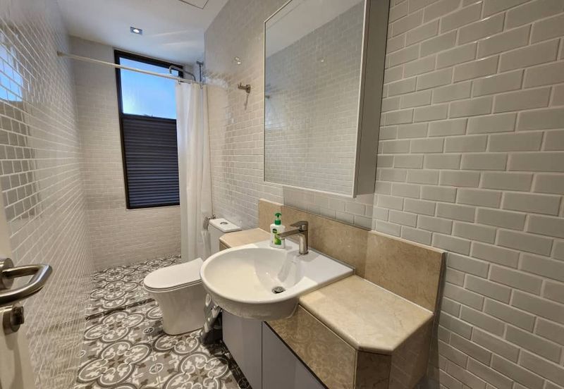 Ara Hill Condominium