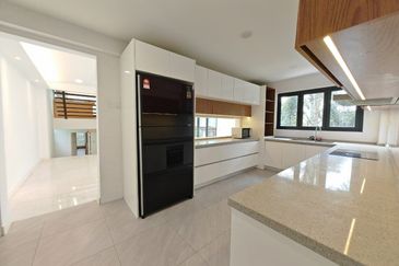 Bukit Tunku, Kenny Hills