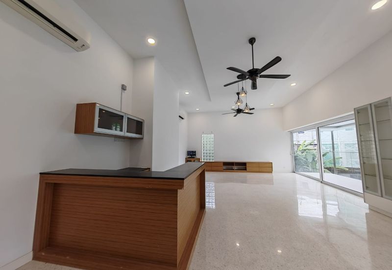 Bukit Tunku, Kenny Hills