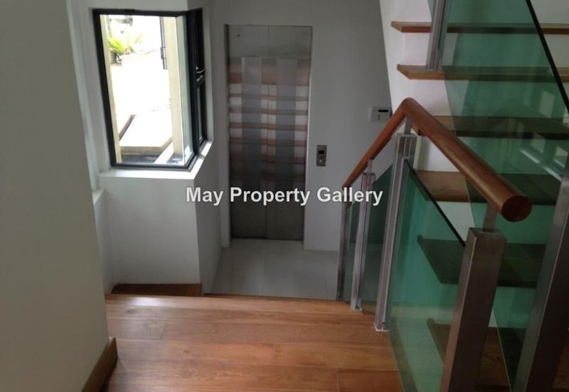 The Villa @ Serai Saujana / Villa Serai Saujana