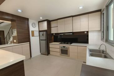 Sri Bukit Persekutuan