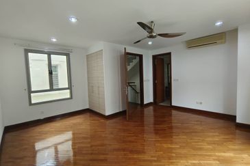 Sri Bukit Persekutuan