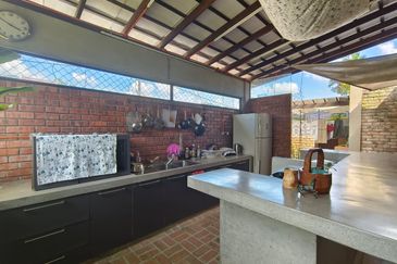 Taman Tun Dr Ismail (TTDI)