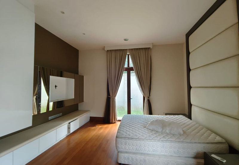 Bukit Tunku bungalow with pool for sale