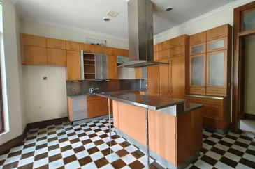 Bukit Tunku bungalow with pool for sale