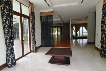 Bukit Tunku bungalow with pool for sale