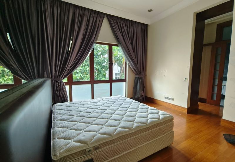 Bukit Tunku bungalow with pool for sale