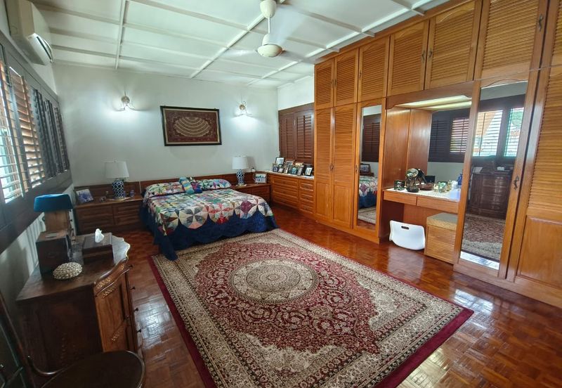 Taman Tun Dr Ismail (TTDI)