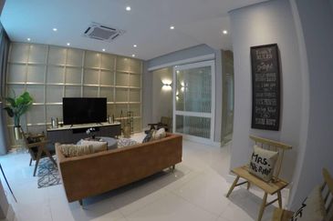 East Residence @ KLGCC