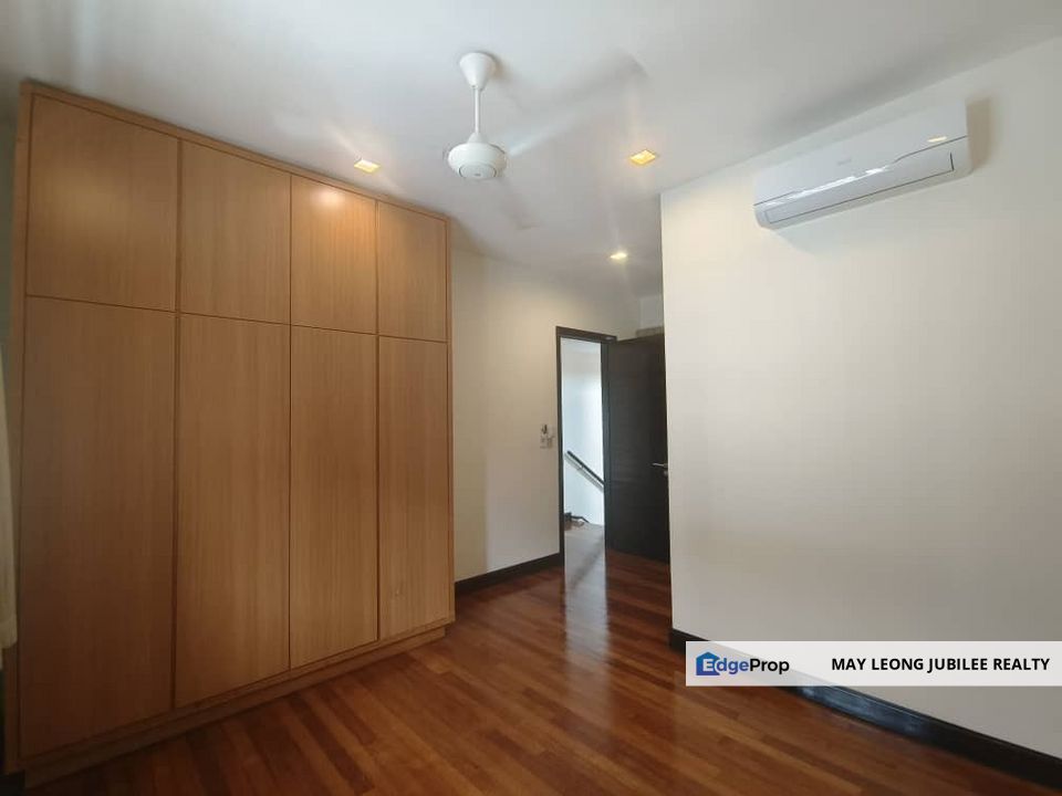 Gated guarded at Duta Tropika, Mont Kiara, Kuala Lumpur, Dutamas