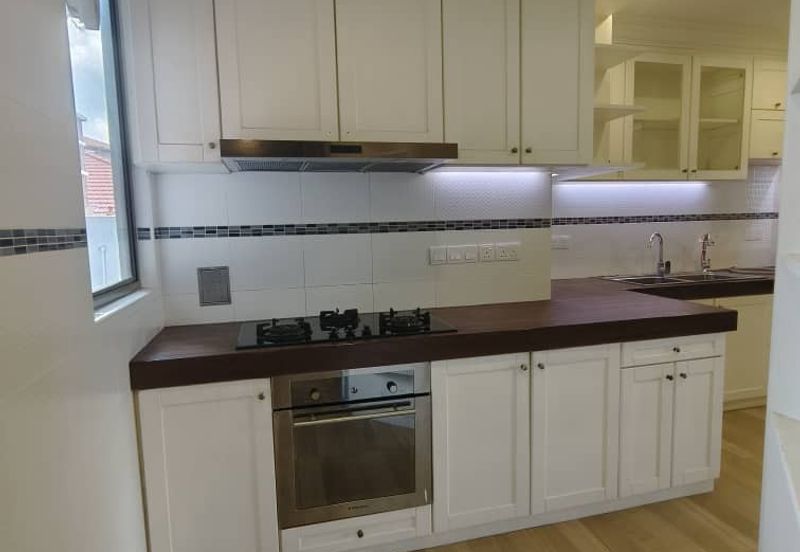 Ara Hill Condominium