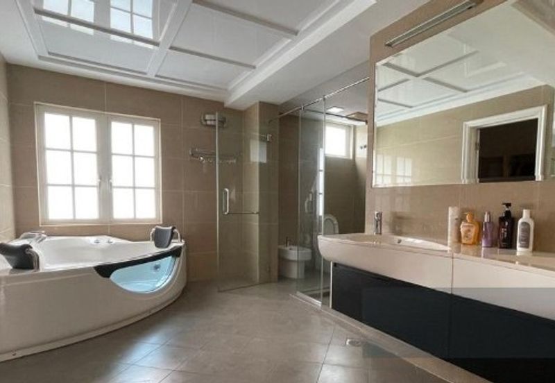 The Residence, Mont Kiara