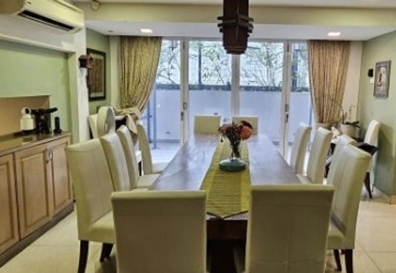 Renovated Bangsar bungalow with pool