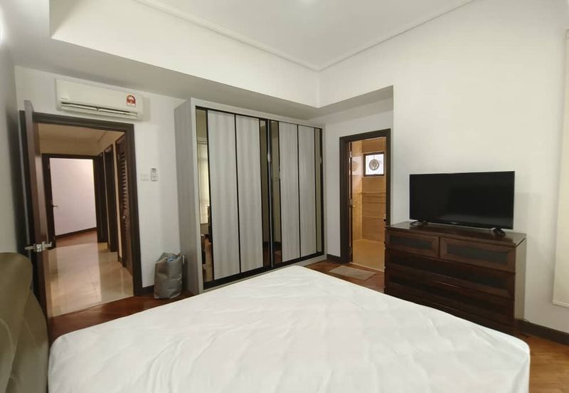 Suasana Sentral Condominium