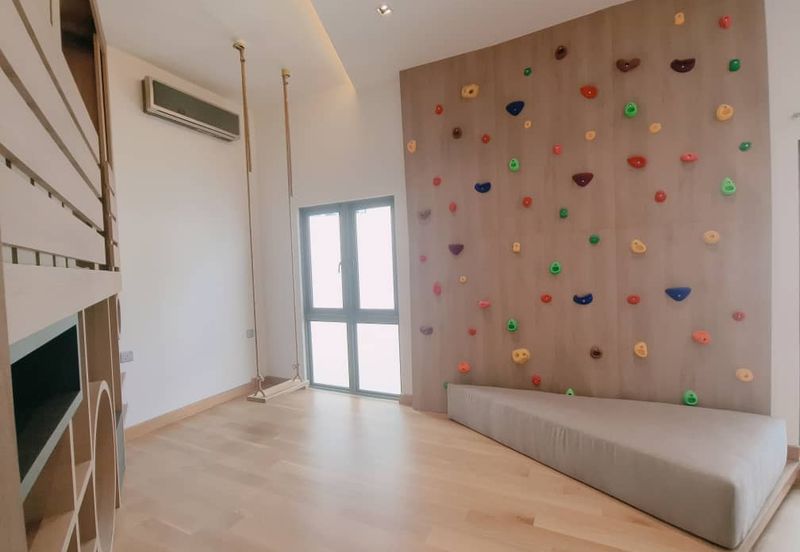 The Villa @ Serai Saujana / Villa Serai Saujana