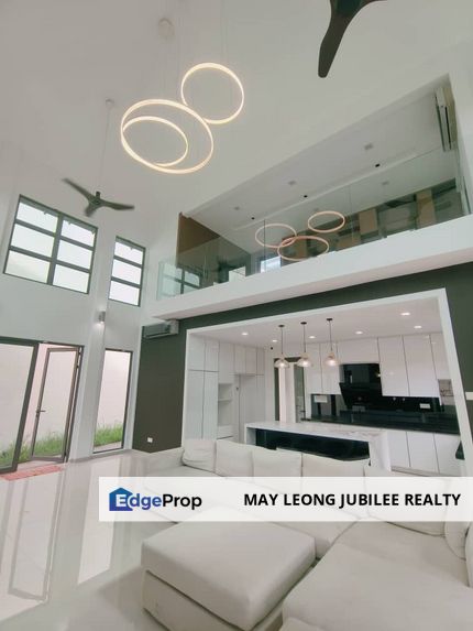 Move in ready unit. Tastefully renovated and maintained., Selangor, Shah Alam