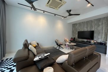 East Residence @ KLGCC